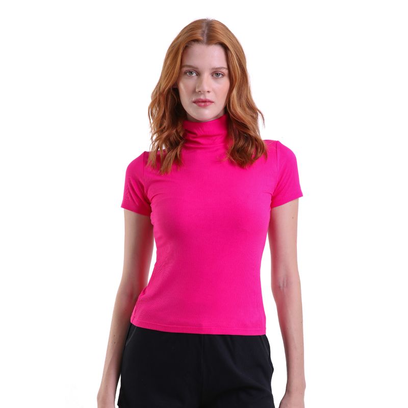 Blusa Manga Curta Gola Alta Canelada