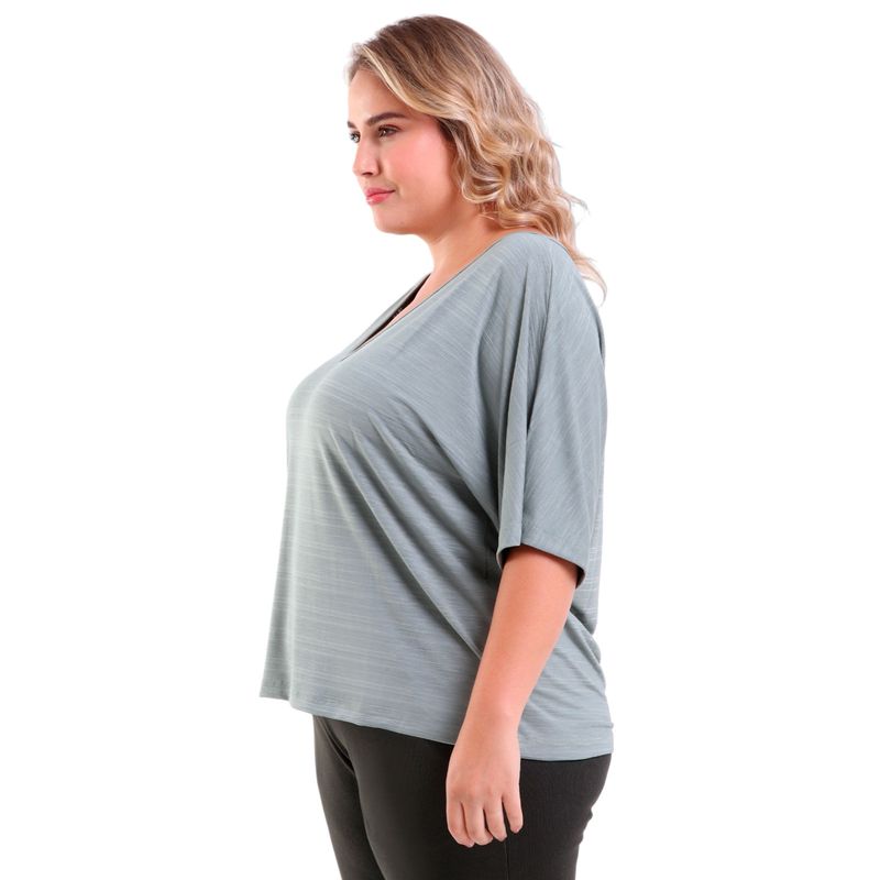 Blusa Feminina Plus Size Manga Japonesa
