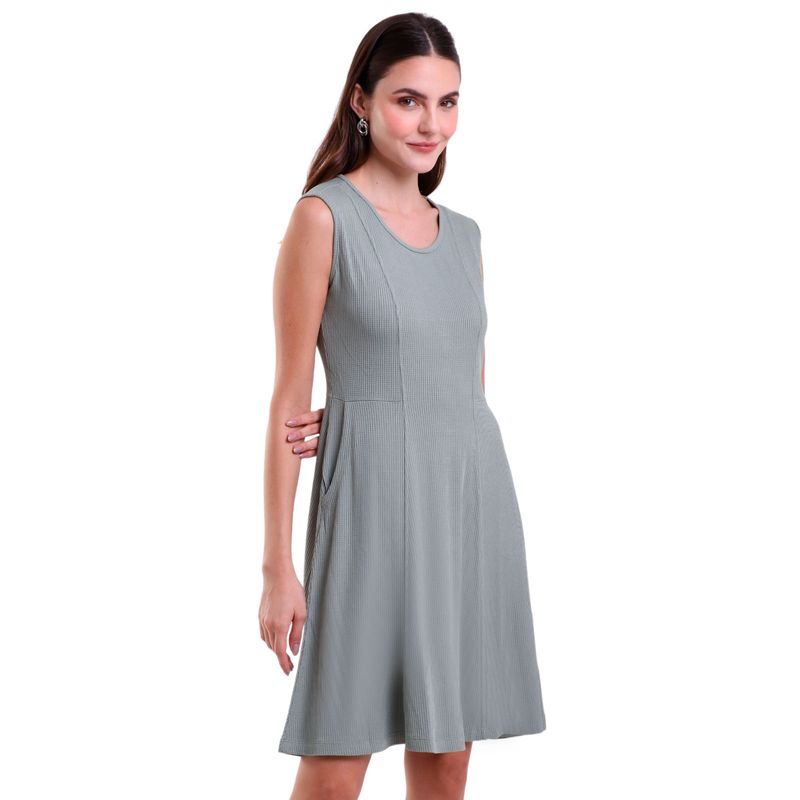 Vestido Curto Regata Texturizado com Bolso