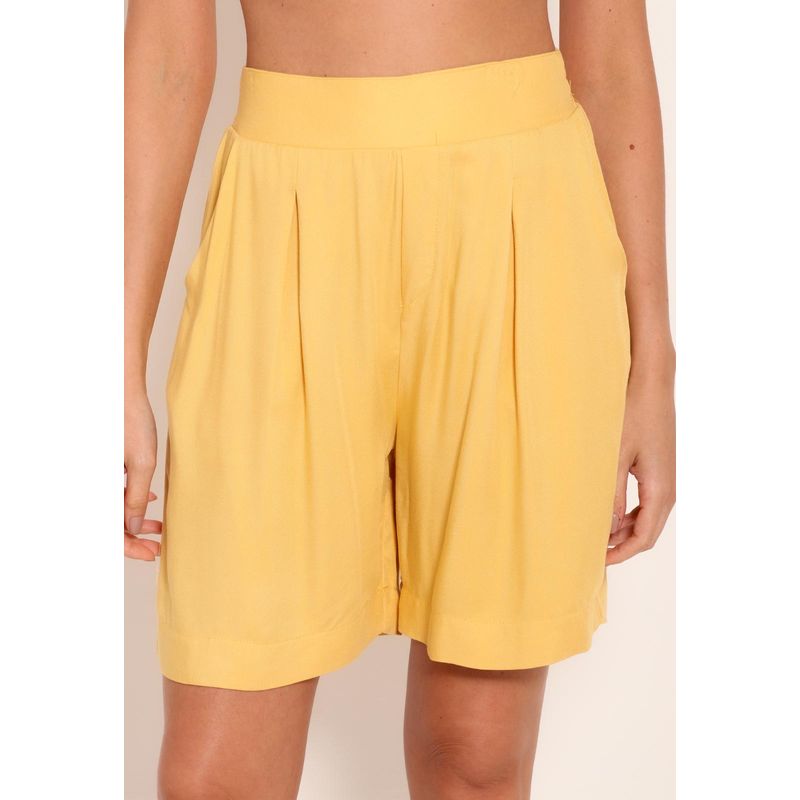 Bermuda Feminina com Pregas Heavy Twill