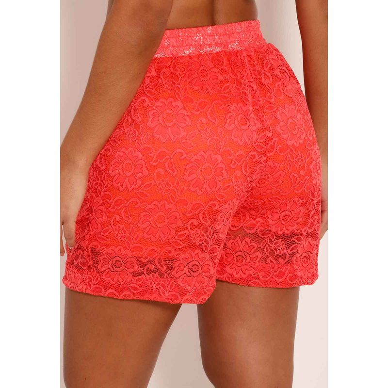 Short De Renda Com Bolsos e Pregas
