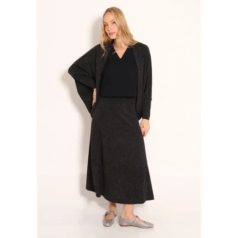 Conjunto Casaco Em Tricot e Saia Longa Forro - Finlandia
