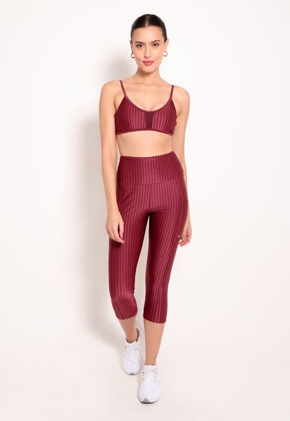 Conjunto Top Fitness e Calça Capri Com Bolsos - New Ikat