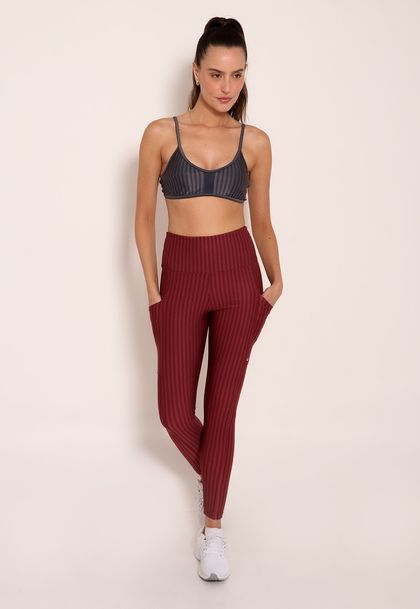 Conjunto Fitness Top New Ikat e Calça Legging Progress 3D